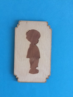 Drevená tabuľka Chlapec 11 x 6,5 cm